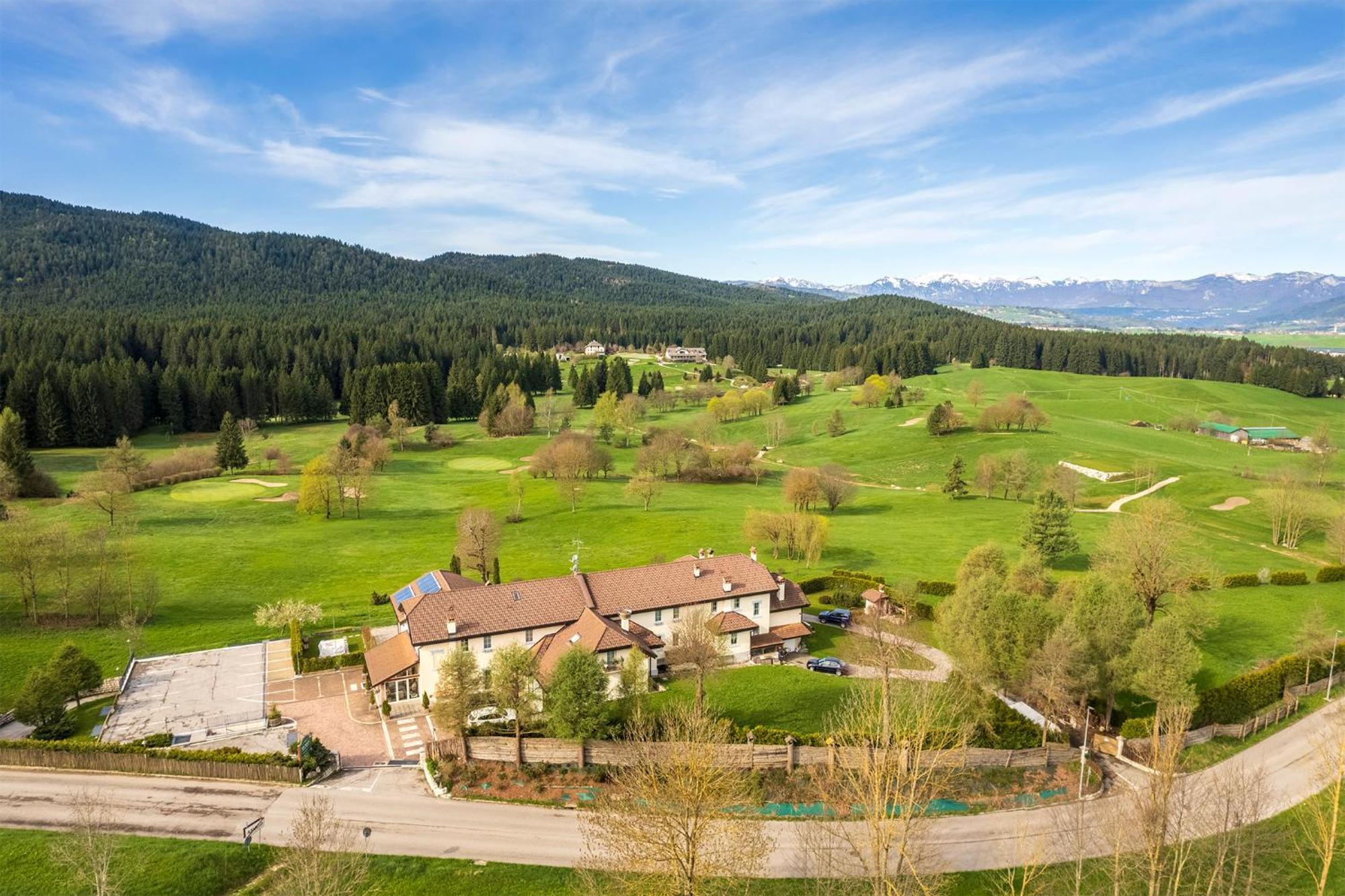 Villa Bonomo Charme Hotel Asiago Exterior photo