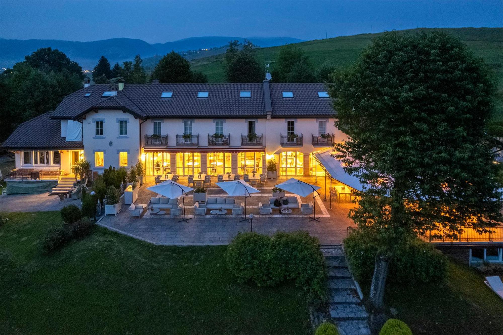 Villa Bonomo Charme Hotel Asiago Exterior photo